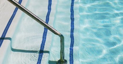 covid tips for commercial pools